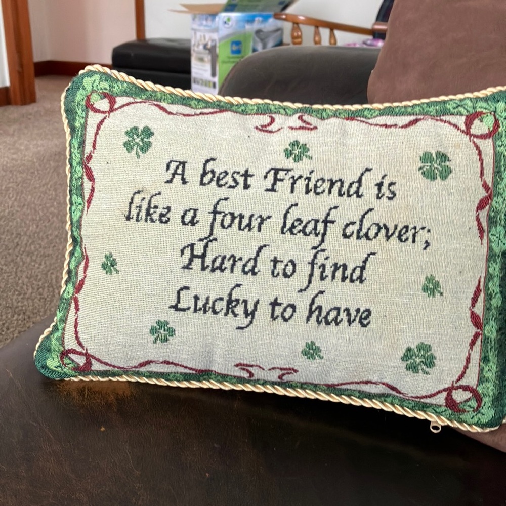 Decorative pillow